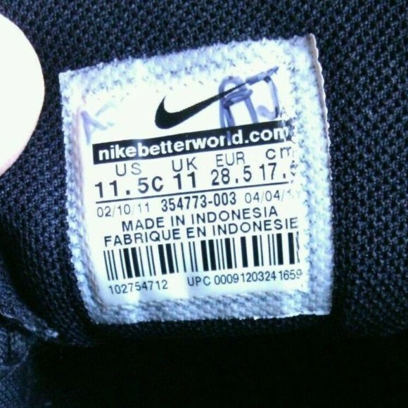 Nike Sneakers Lace Up Kids Shoes Black Trainer Youth Size 11.5 C Low Top Sports - Picture 13 of 16